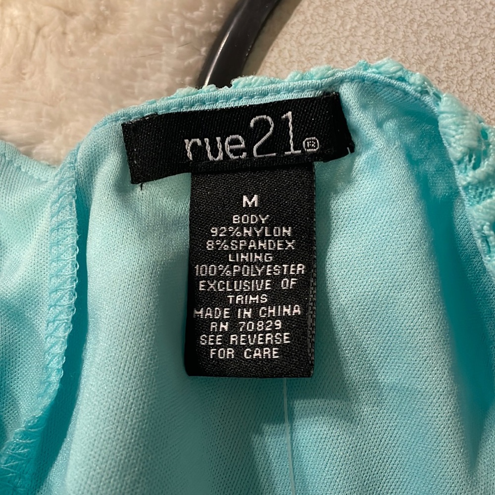 Beautiful Teal Rue21 Summer Tank Top - Picture 5 of 5